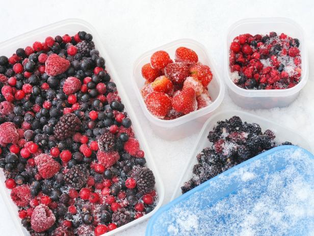 Best Blender For Frozen Fruit (According To A Dietitian!) - Health Down  South- Healthy Recipes, Nutrition Tips +More